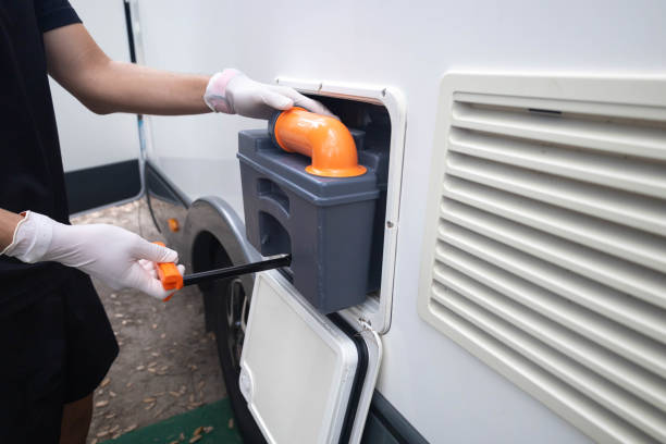 Best Portable bathroom rental  in Moore, OK